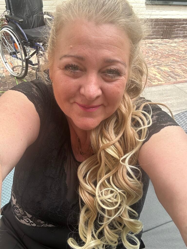 Afbeelding #1 van Isabelle Van Beek
